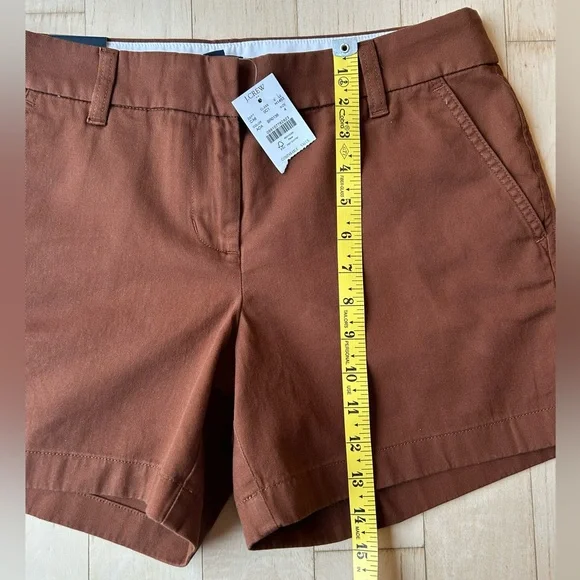 J. Crew Women’s Classic Chino 5” Inseam 100% Cotton Antique Oak Brown Size 4 NWT - Picture 9 of 16